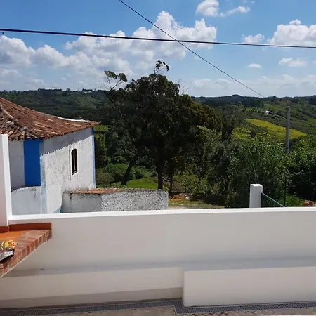 בית נופש Refugio Do Lagar *