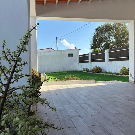 בית נופש Refugio Do Lagar *